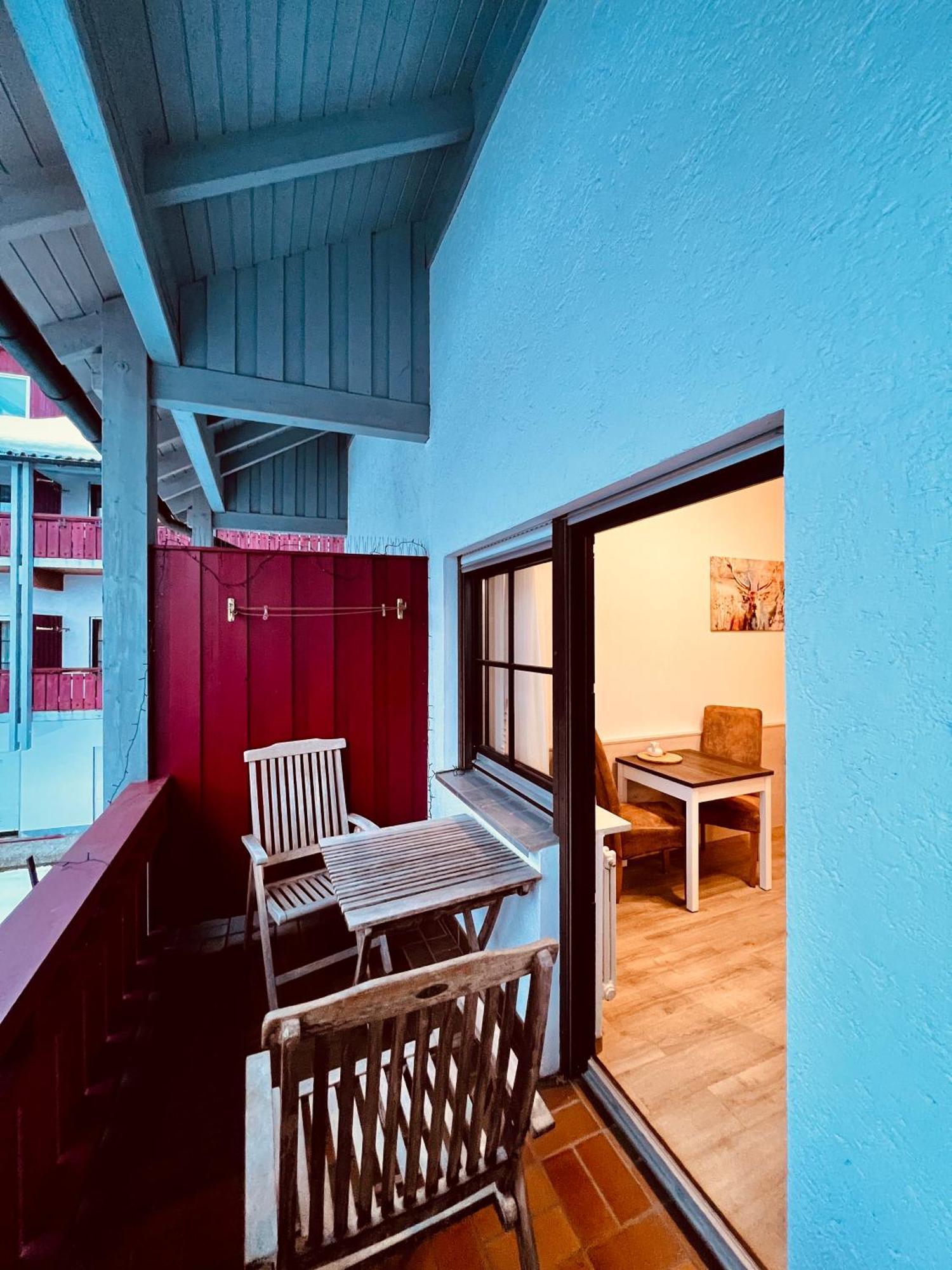 Wunderschoenes Apartment Mit Bademantelgang Zur Wohlfuehltherme Бад-Грисбах Экстерьер фото
